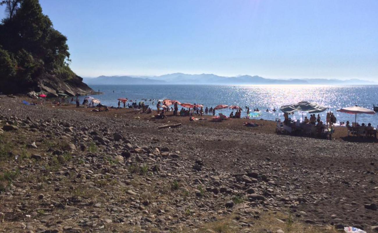 Belicesu plaji'in fotoğrafı gri kum ve çakıllar yüzey ile