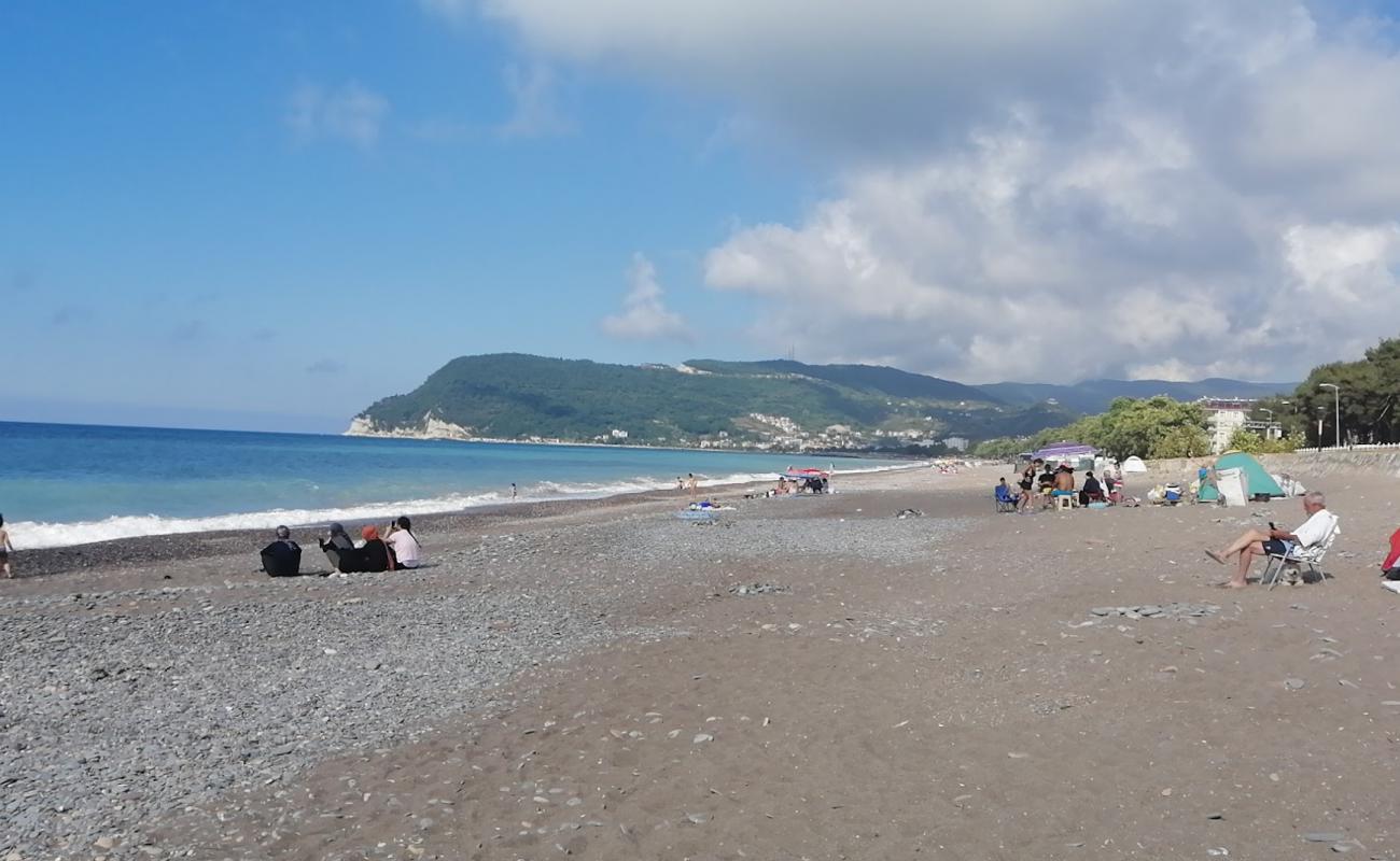 Cide Sahili'in fotoğrafı gri kum ve çakıllar yüzey ile
