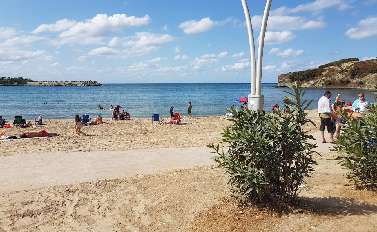 Kefken plaji'in fotoğrafı açık bej kum yüzey ile