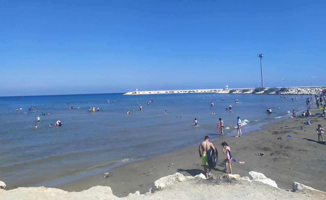 Zincirlikuyu Plajı'in fotoğrafı gri kum yüzey ile