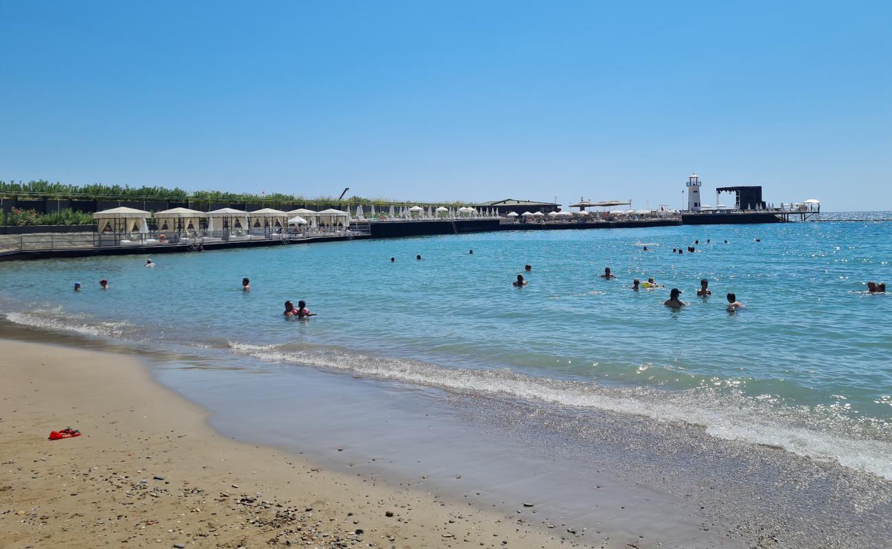 Mylome Plaji'in fotoğrafı açık bej kum yüzey ile
