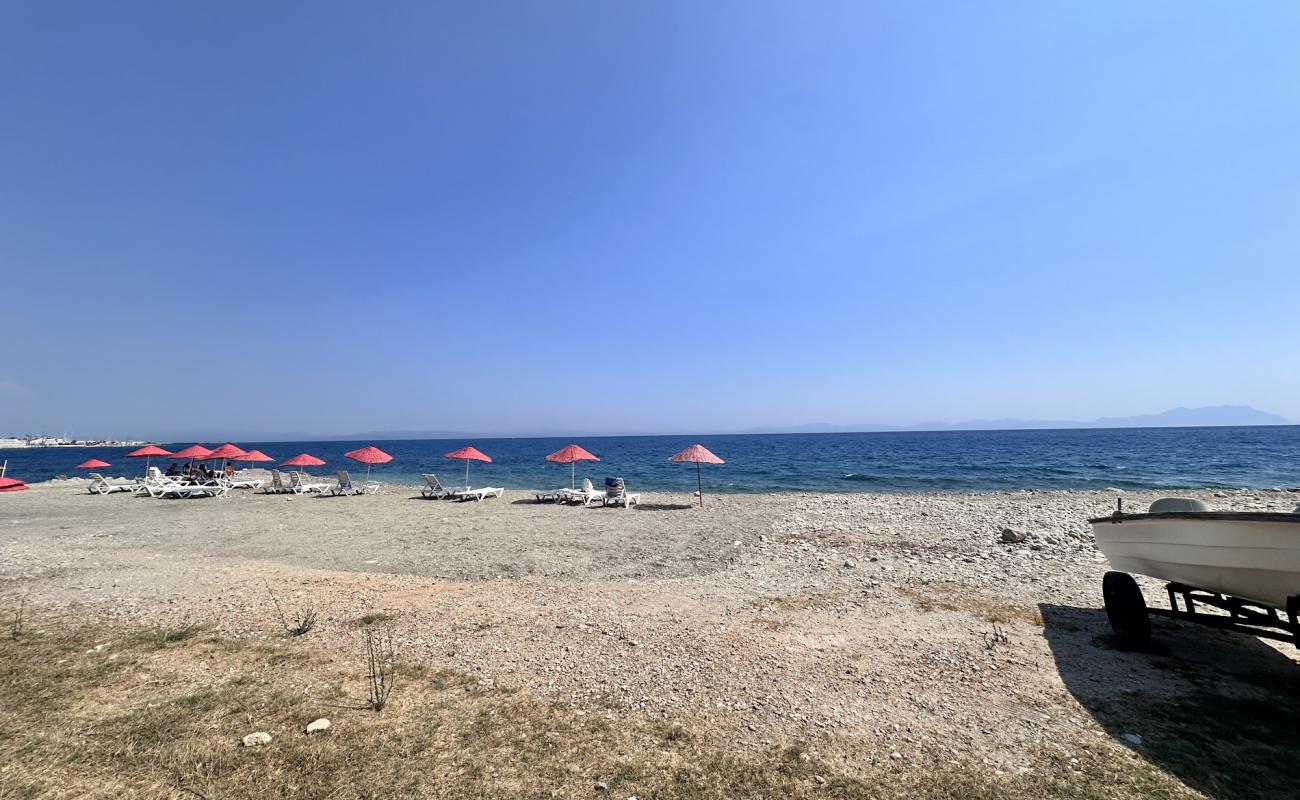 Verano Plaji'in fotoğrafı kayalık arazi yüzey ile