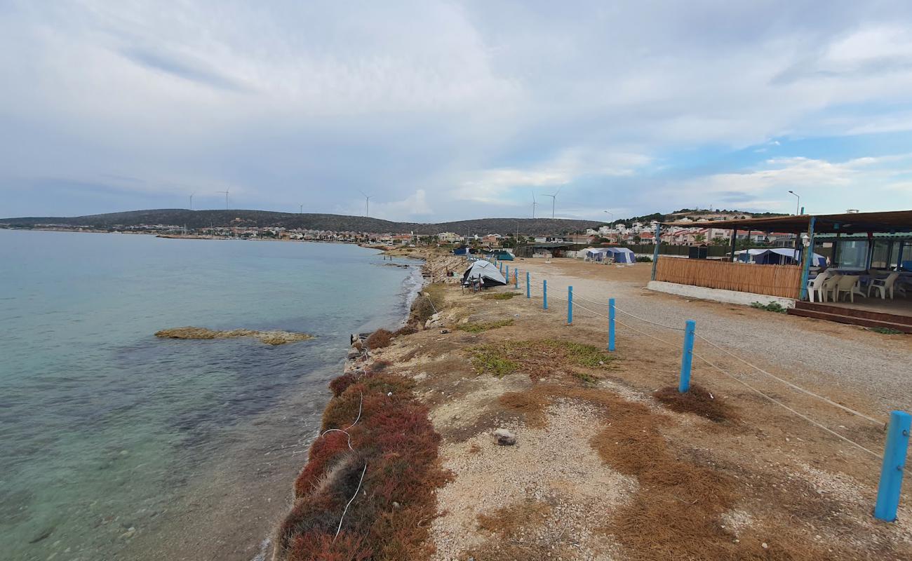 Çiftlikköy Plaji'in fotoğrafı kayalık arazi yüzey ile