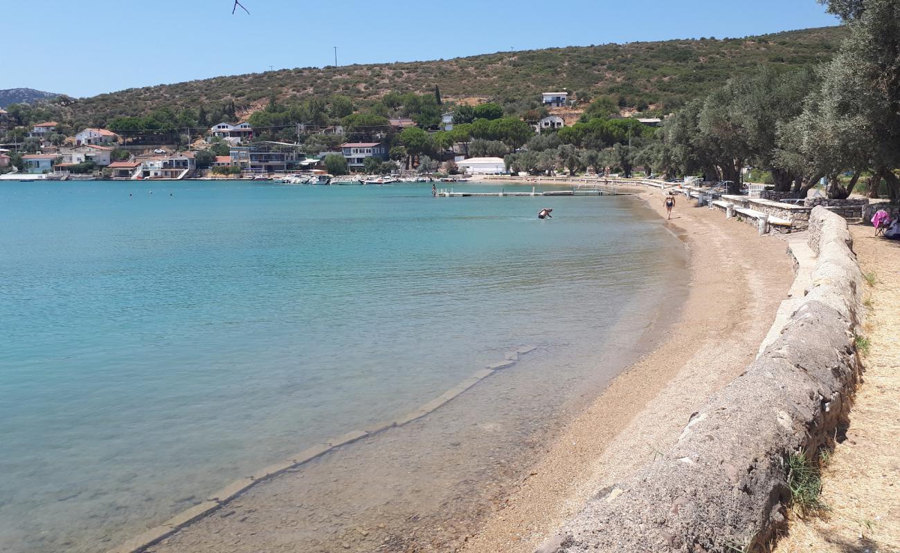 Yuvakent Sitesi Plaji'in fotoğrafı küçük bej çakıl yüzey ile