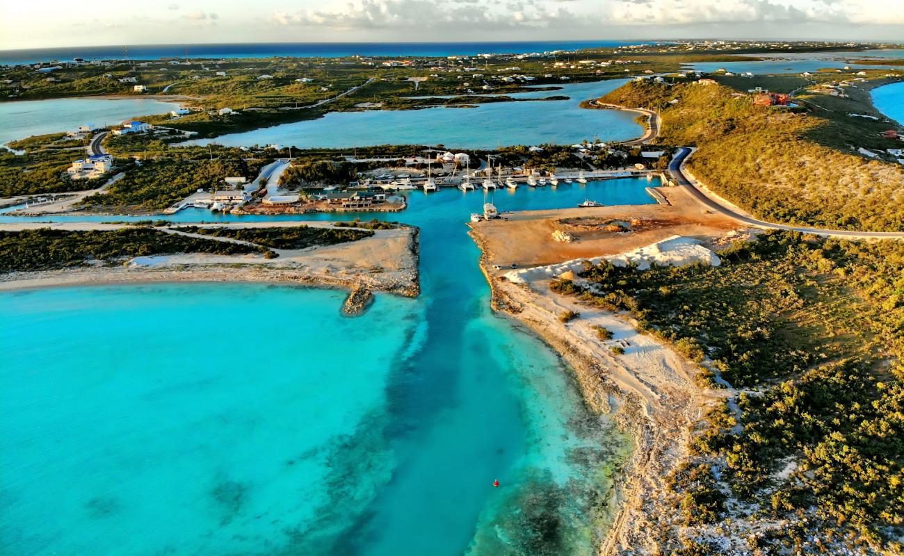 South side boatyard'in fotoğrafı açık bej kum yüzey ile