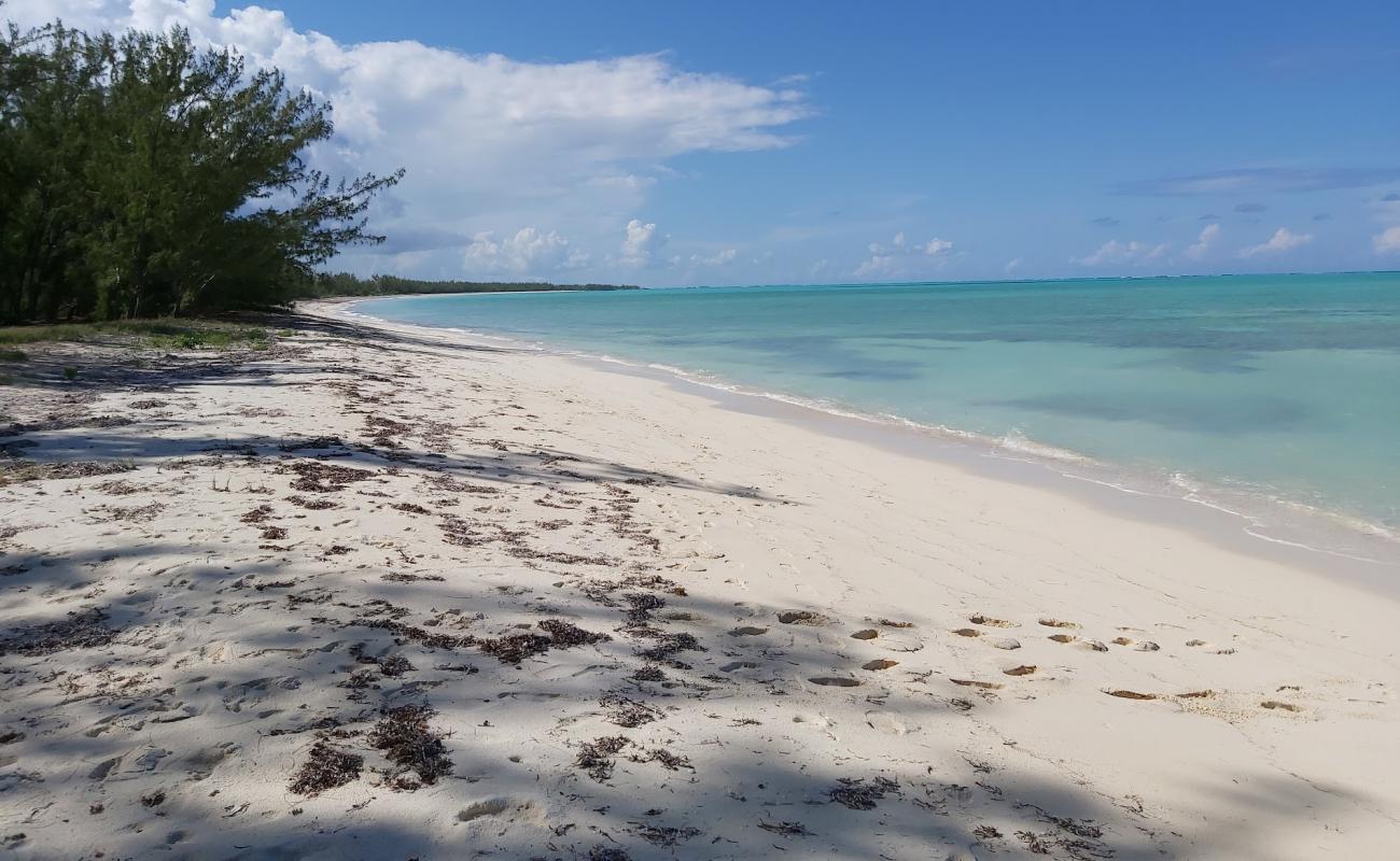 Bambarra beach'in fotoğrafı i̇nce bej kum yüzey ile