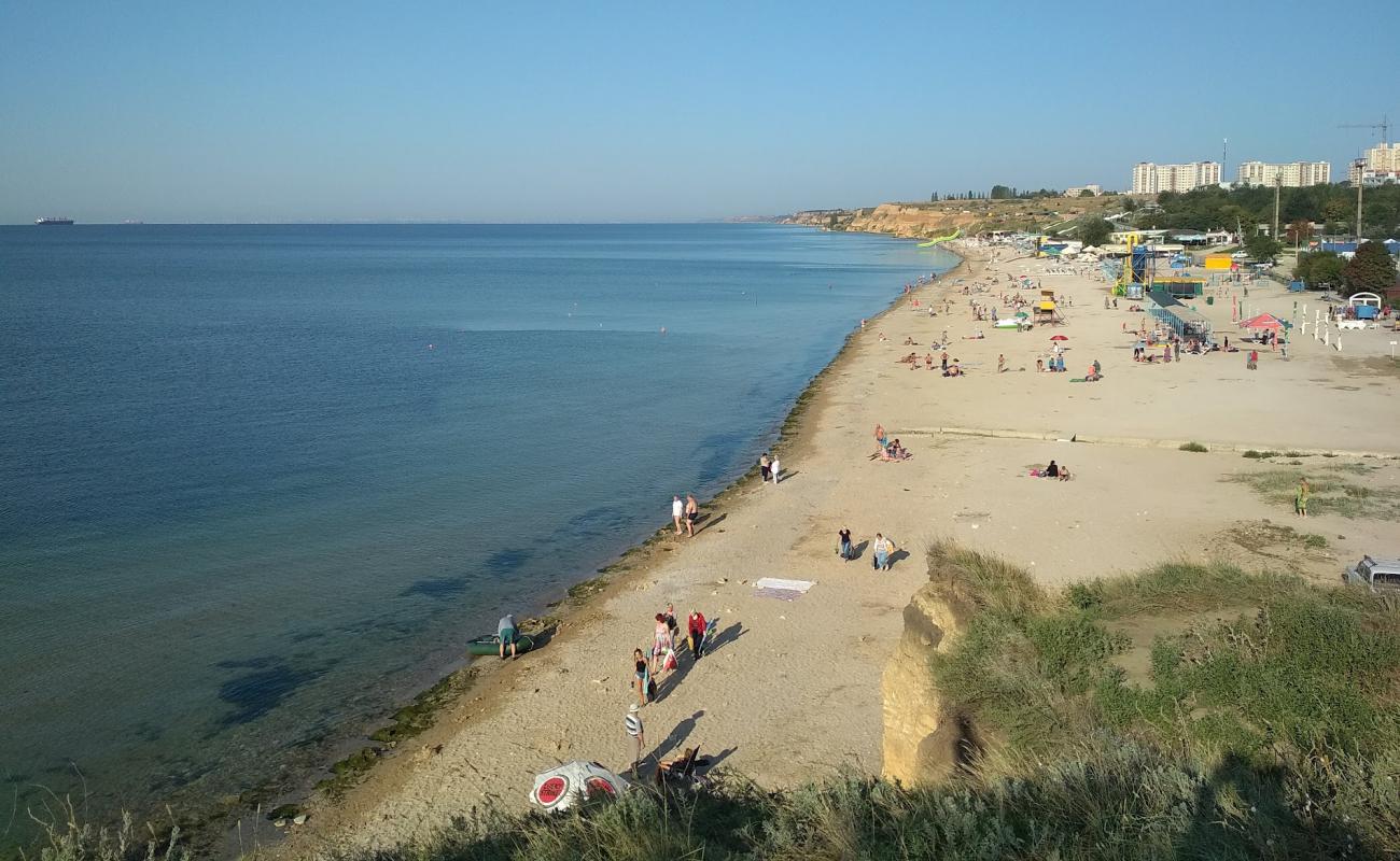 Mista Yuzhne'in fotoğrafı açık bej kum yüzey ile