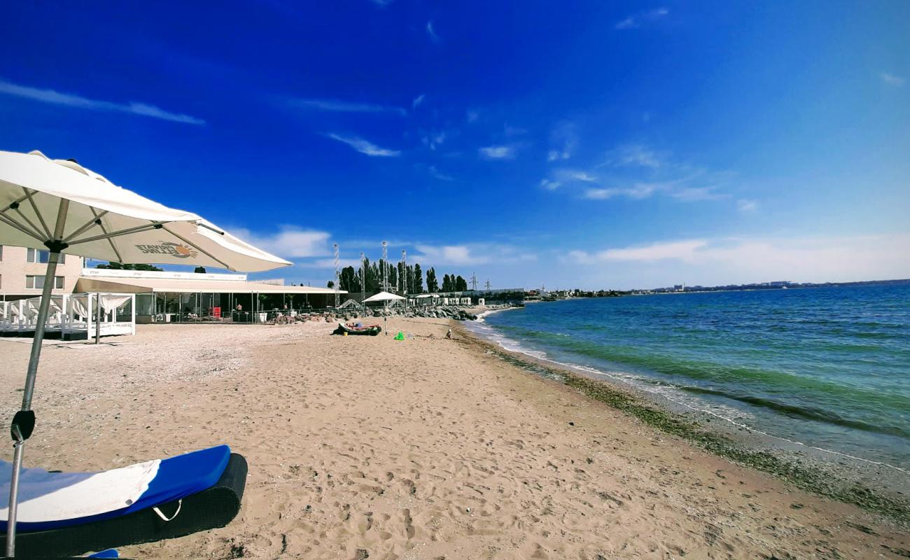 Private Elling'in fotoğrafı açık bej kum yüzey ile