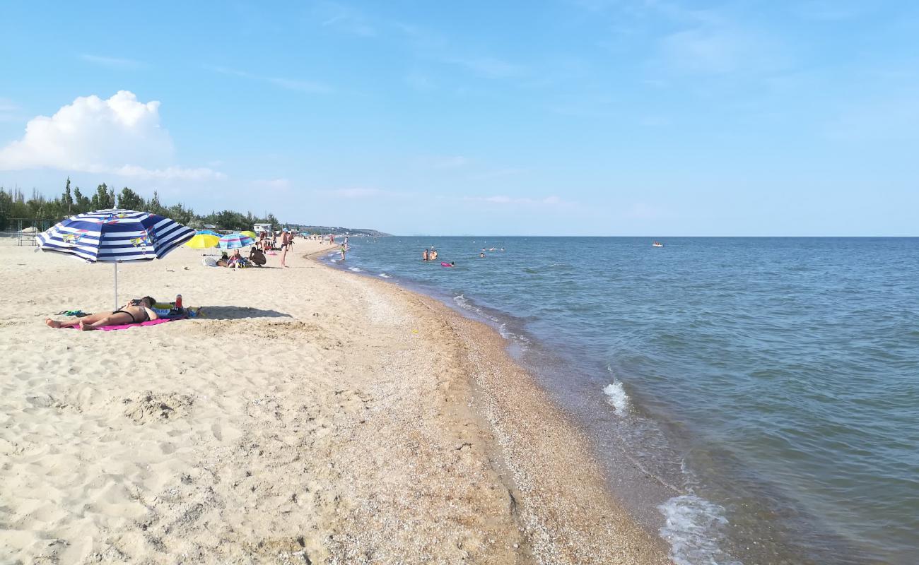 Belosaraiskaya Kosa'in fotoğrafı açık bej kum yüzey ile
