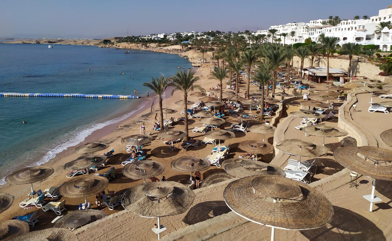 Inter Plaza Beach'in fotoğrafı parlak kum yüzey ile