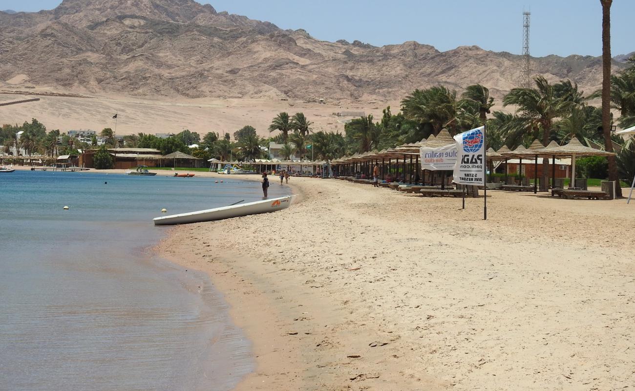 Dahab Lagoon beach'in fotoğrafı parlak kum yüzey ile