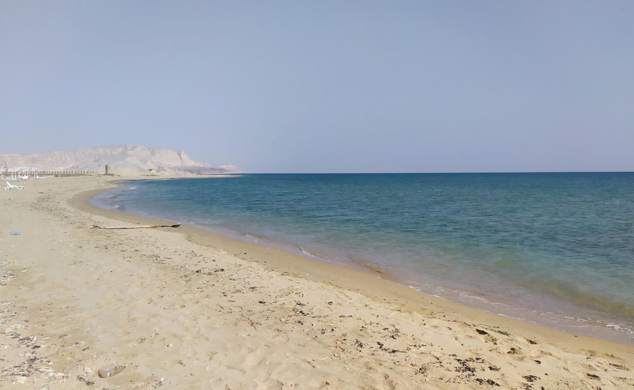 Rezora beach'in fotoğrafı bej çakıl yüzey ile