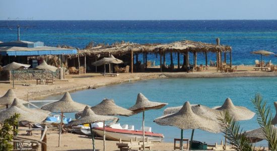 Sundayes Beach