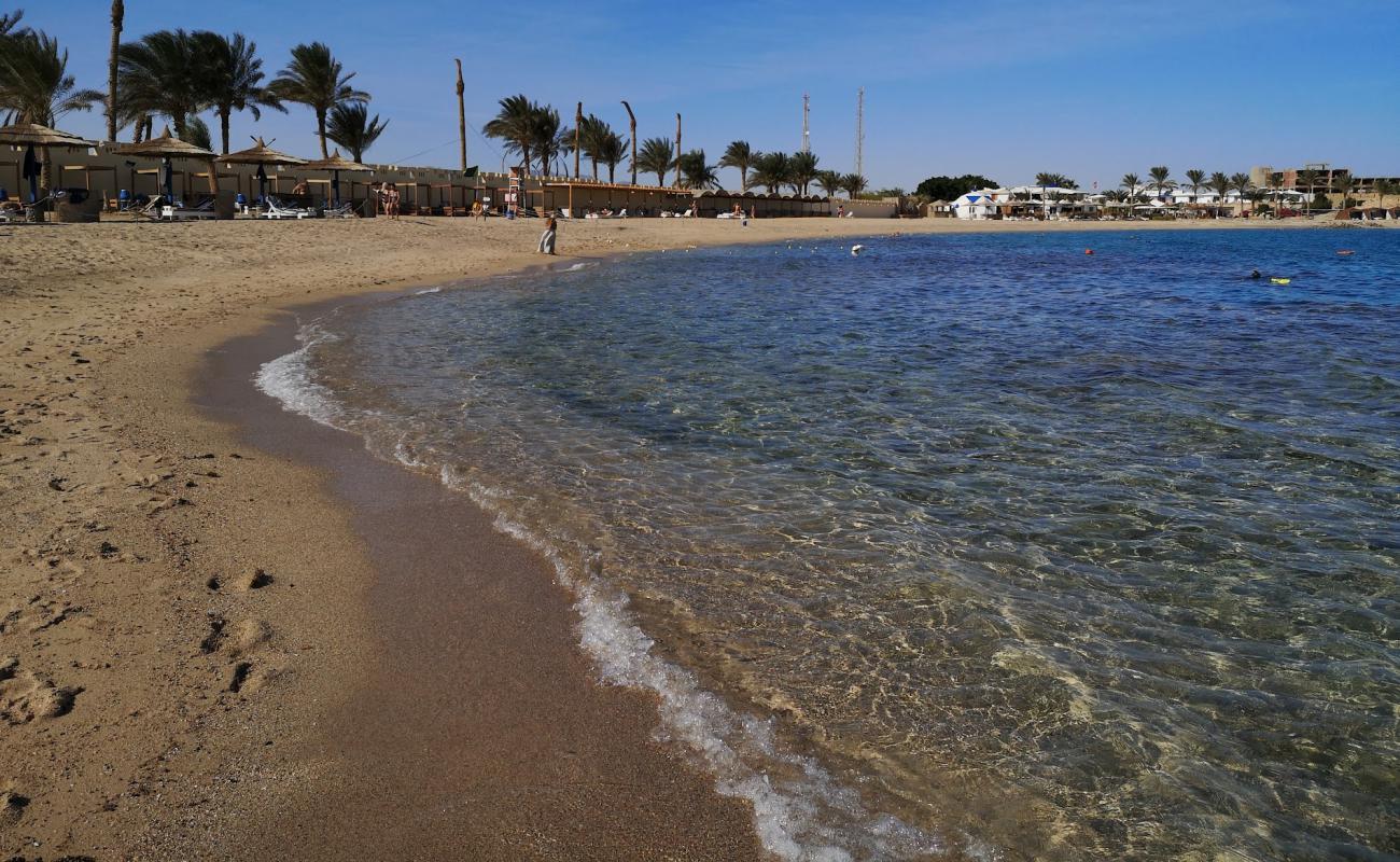 Coral Garden Resort'in fotoğrafı bej kum ve kayalar yüzey ile