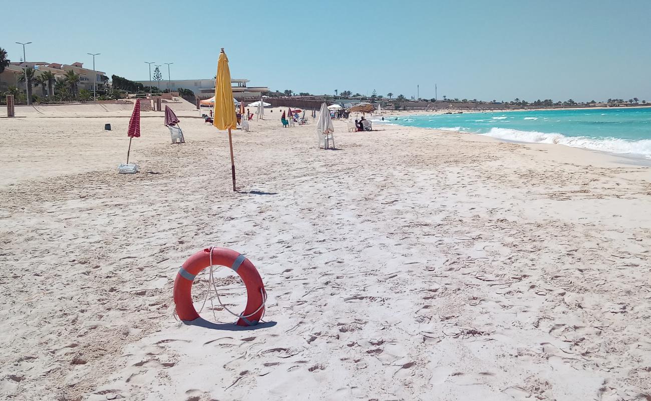 Baghoosh Beach'in fotoğrafı i̇nce bej kum yüzey ile