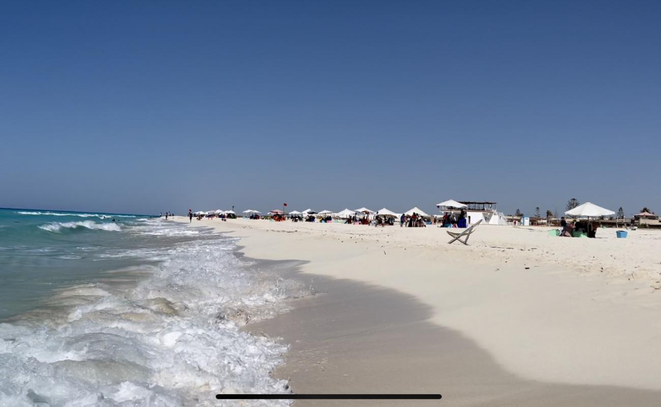 Aida Beach'in fotoğrafı i̇nce beyaz kum yüzey ile