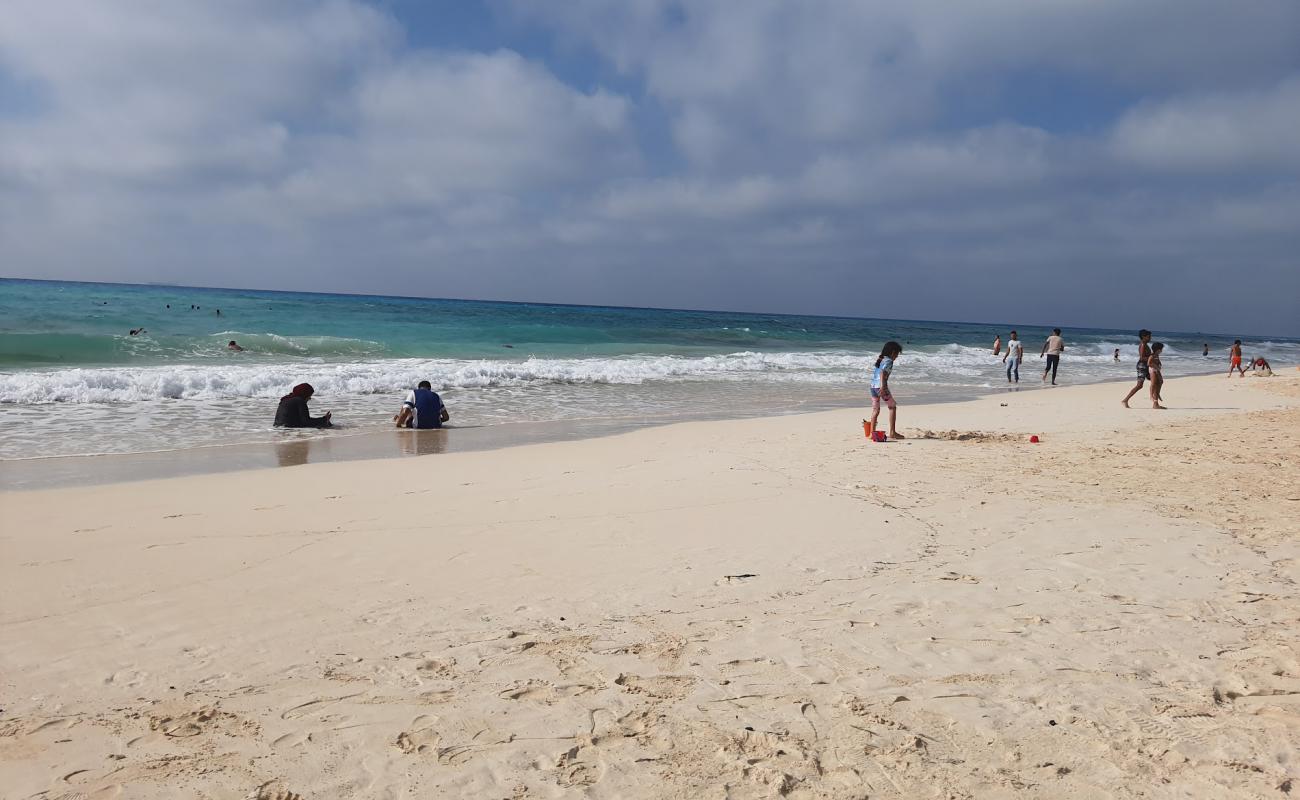 Sidi Krier Beach'in fotoğrafı beyaz ince kum yüzey ile