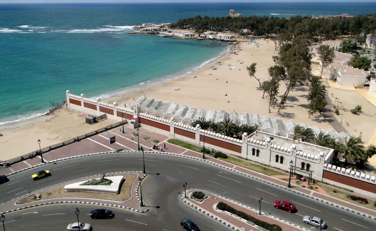 Montazah Aida Beach'in fotoğrafı parlak ince kum yüzey ile