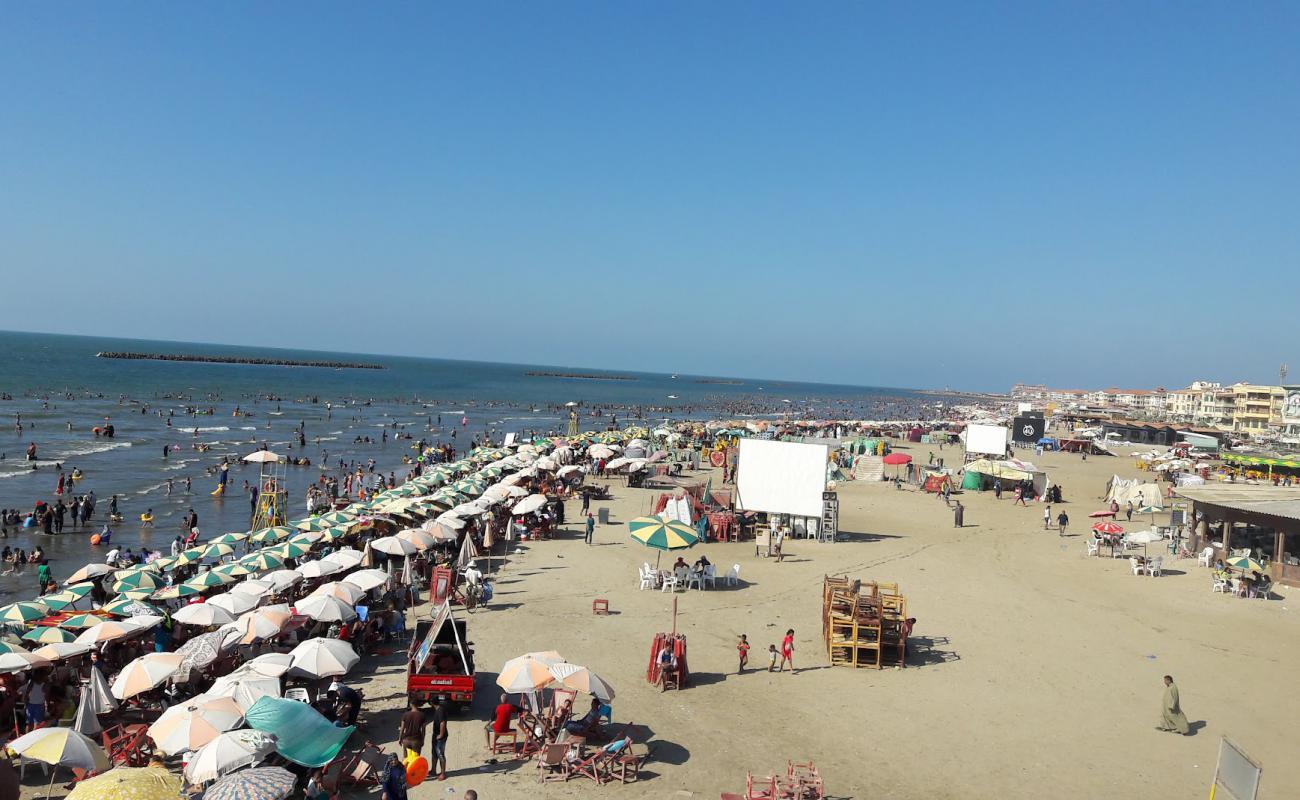 Ras El-Bar III'in fotoğrafı açık bej kum yüzey ile