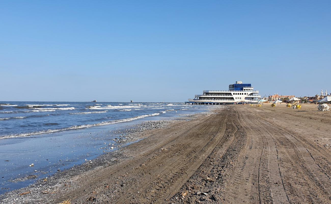 Port Said Beach'in fotoğrafı parlak kum yüzey ile