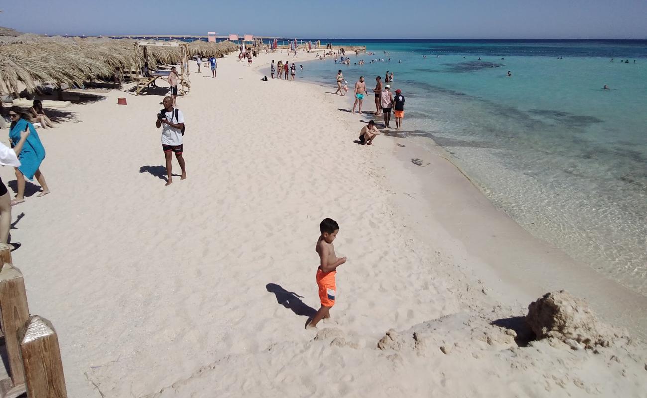 Paradise Island'in fotoğrafı parlak kum yüzey ile