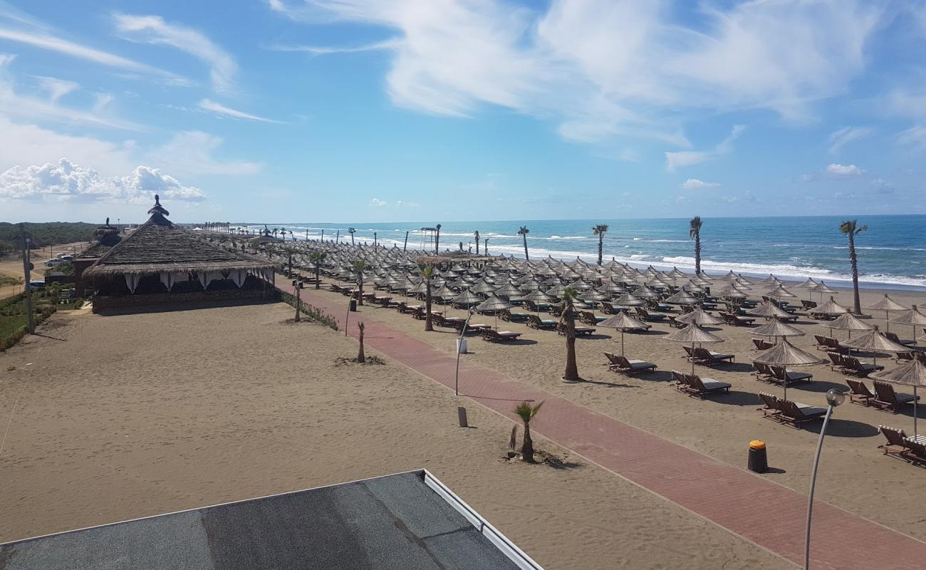 Spille beach'in fotoğrafı i̇nce bej kum yüzey ile