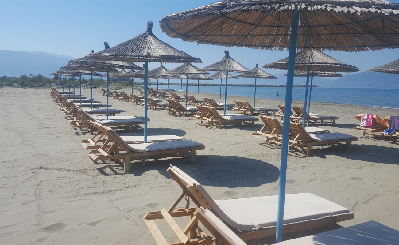 Narta beach II'in fotoğrafı i̇nce kahverengi kum yüzey ile