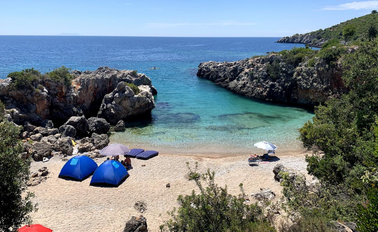 Akuarium II beach'in fotoğrafı küçük bej çakıl yüzey ile