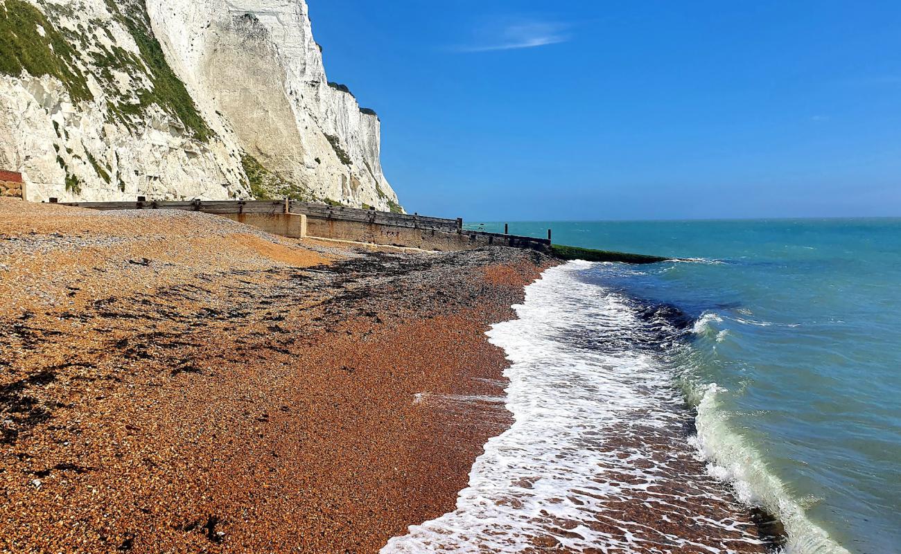 St Margaret's beach'in fotoğrafı hafif ince çakıl taş yüzey ile