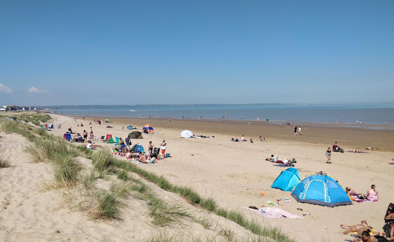 Greatstone beach'in fotoğrafı parlak kum yüzey ile