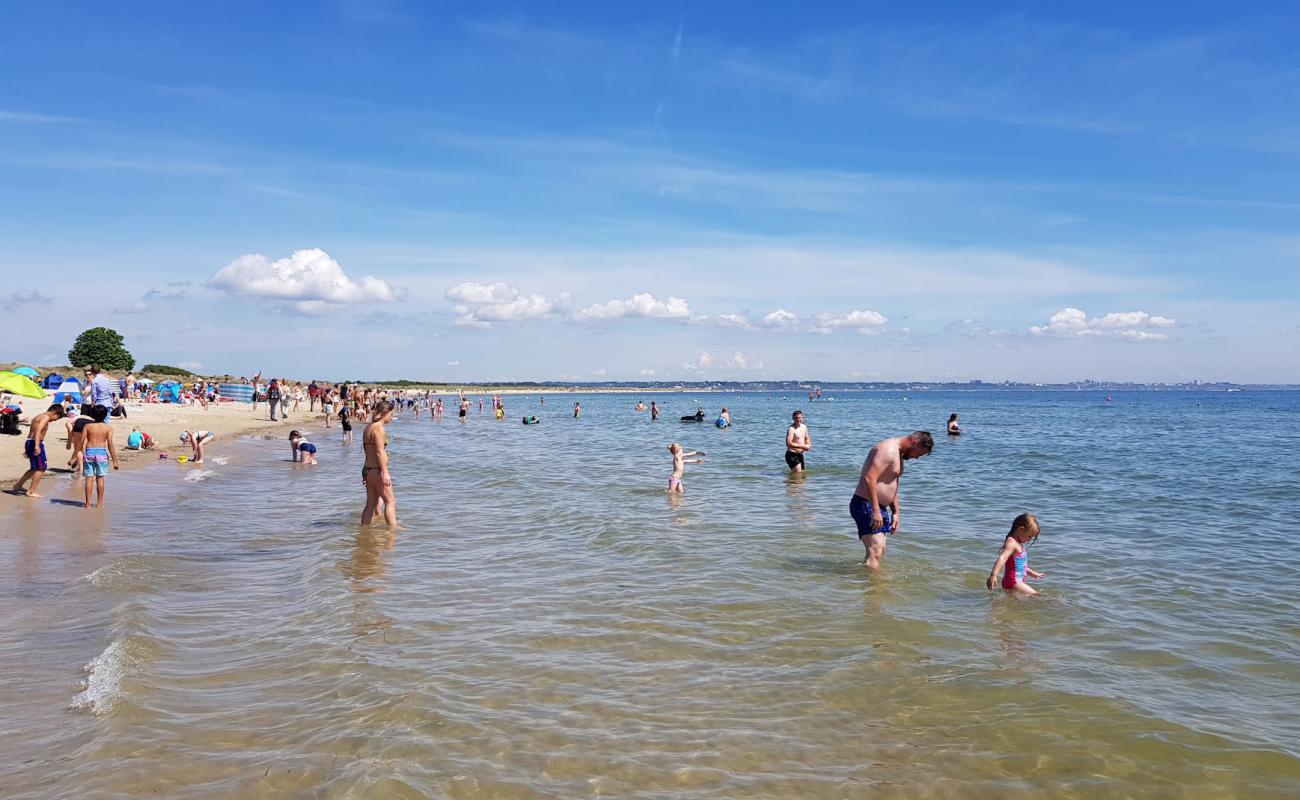 Knoll Beach Studland'in fotoğrafı parlak kum yüzey ile