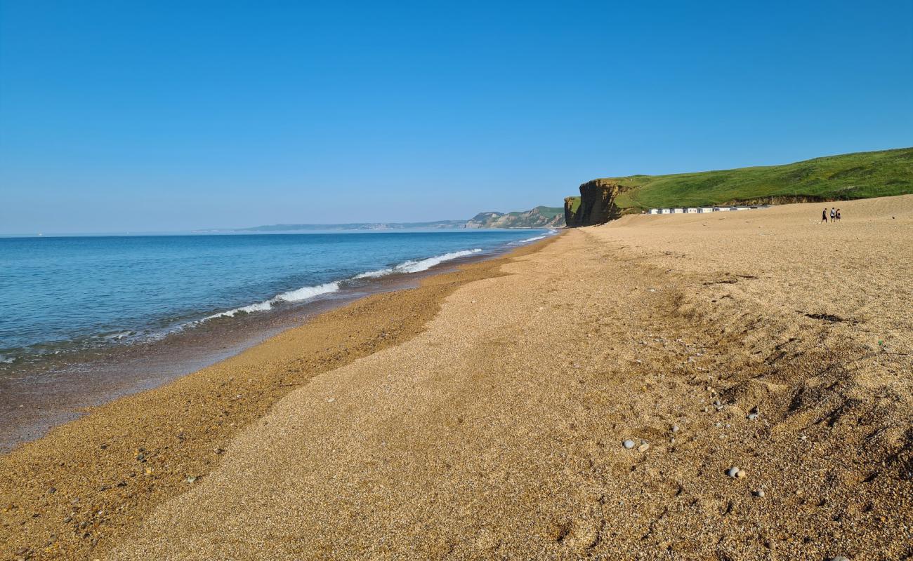 Jurassic Coast - Cliff II'in fotoğrafı küçük kahverengi çakıllar yüzey ile