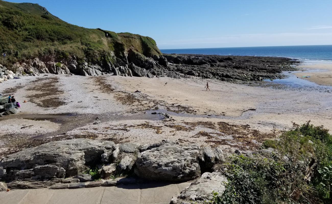 Lannacombe beach'in fotoğrafı bej kum ve çakıl yüzey ile