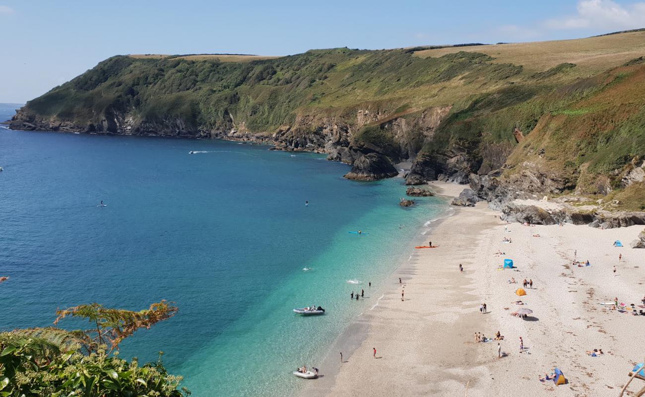 Lantic Bay'in fotoğrafı hafif ince çakıl taş yüzey ile