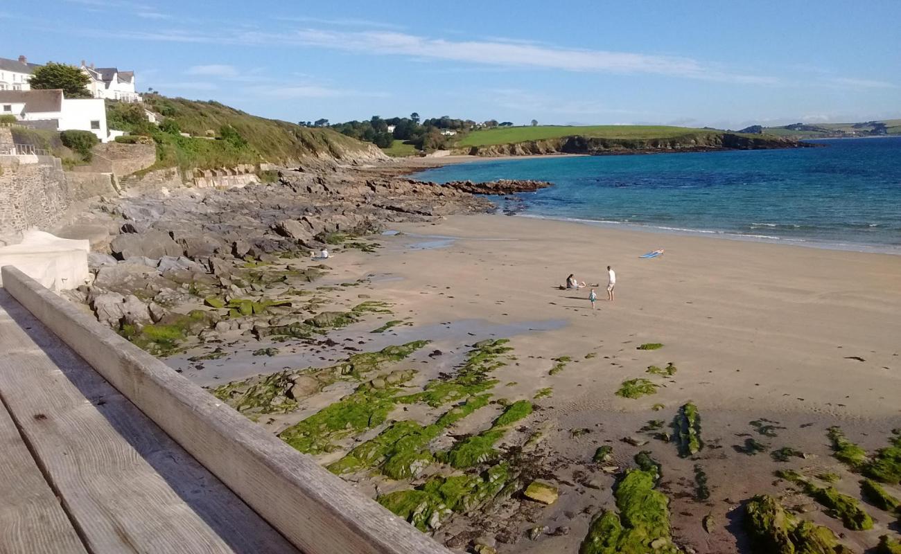 Portscatho beach'in fotoğrafı parlak kum ve kayalar yüzey ile