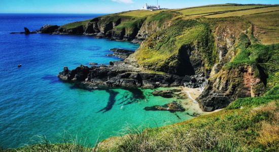 Housel Bay beach