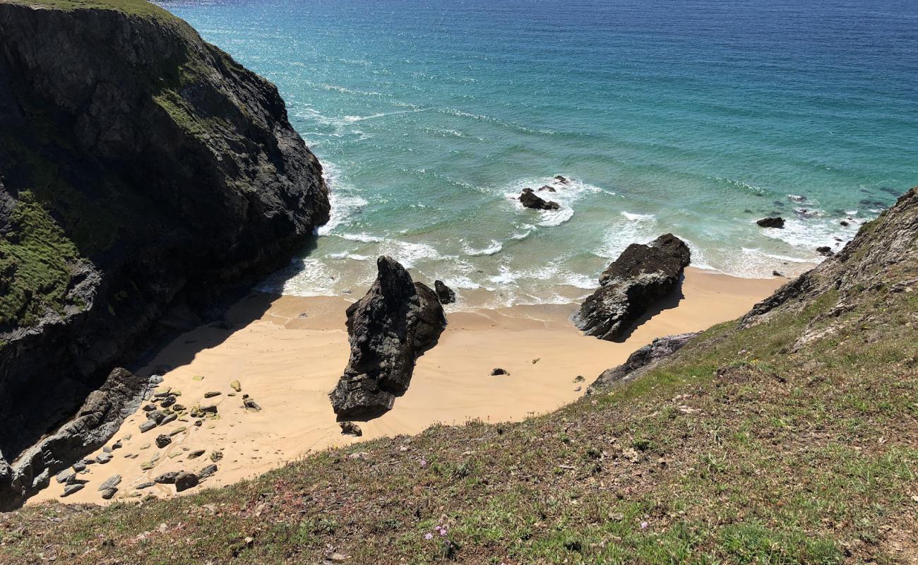 Butterhole beach'in fotoğrafı parlak kum yüzey ile