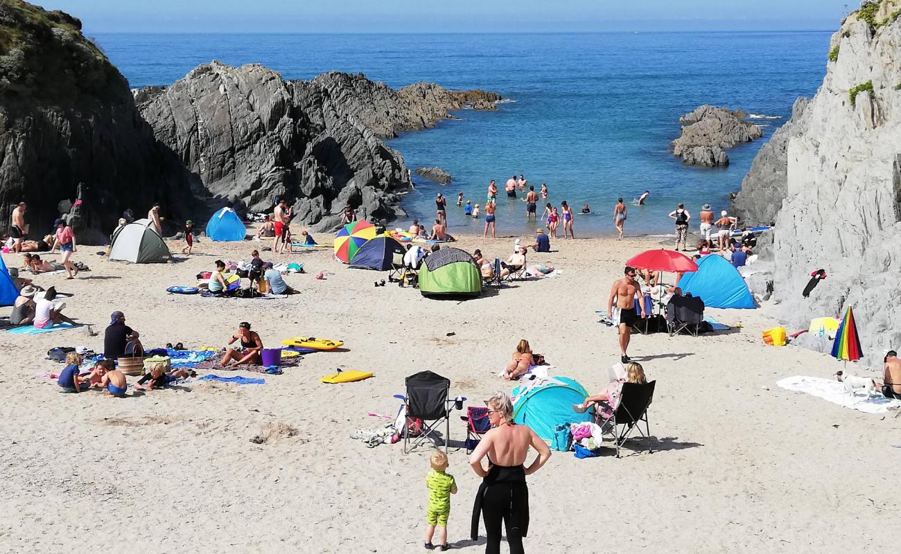 Barricane beach'in fotoğrafı bej kabuklu kum yüzey ile