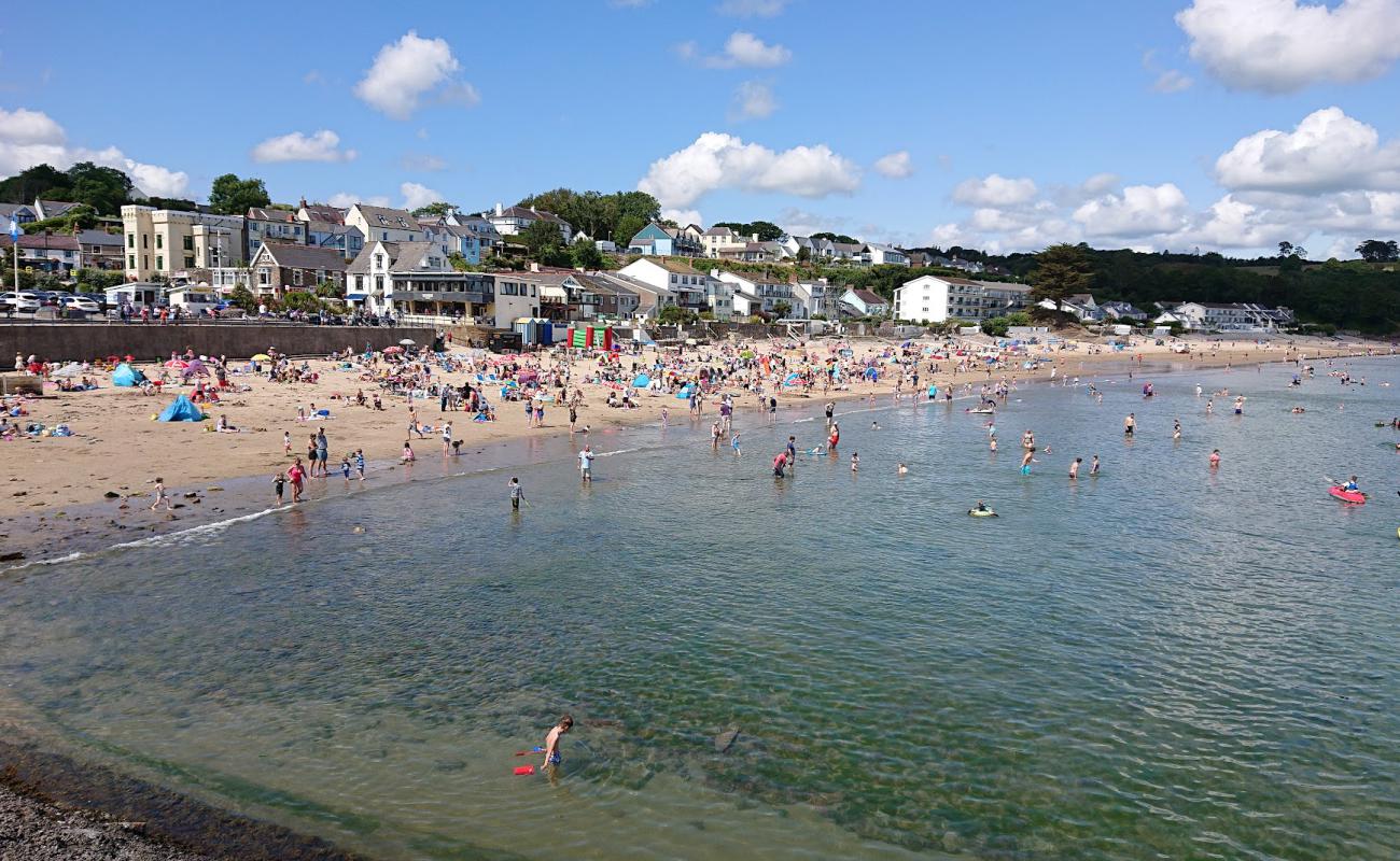 Saundersfoot beach'in fotoğrafı açık bej kum yüzey ile