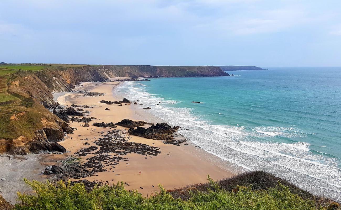 Marloes Sands'in fotoğrafı parlak kum yüzey ile