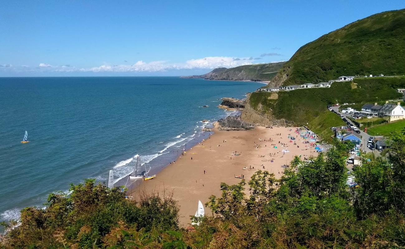 Tresaith plajı'in fotoğrafı parlak kum yüzey ile