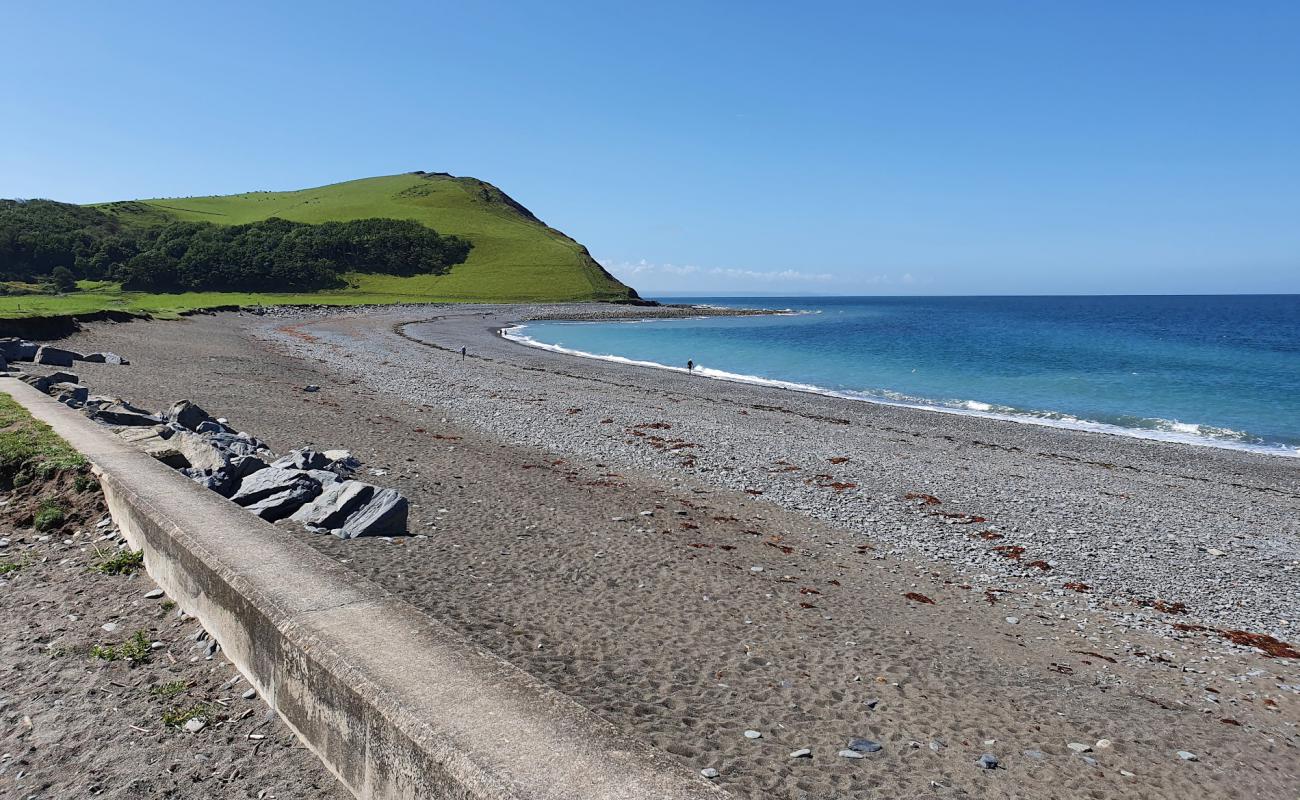 Tan Y Bwlch beach'in fotoğrafı gri çakıl taşı yüzey ile