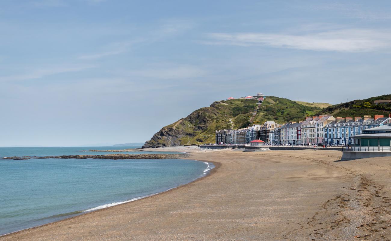 Aberystwyth North'in fotoğrafı gri ince çakıl taş yüzey ile