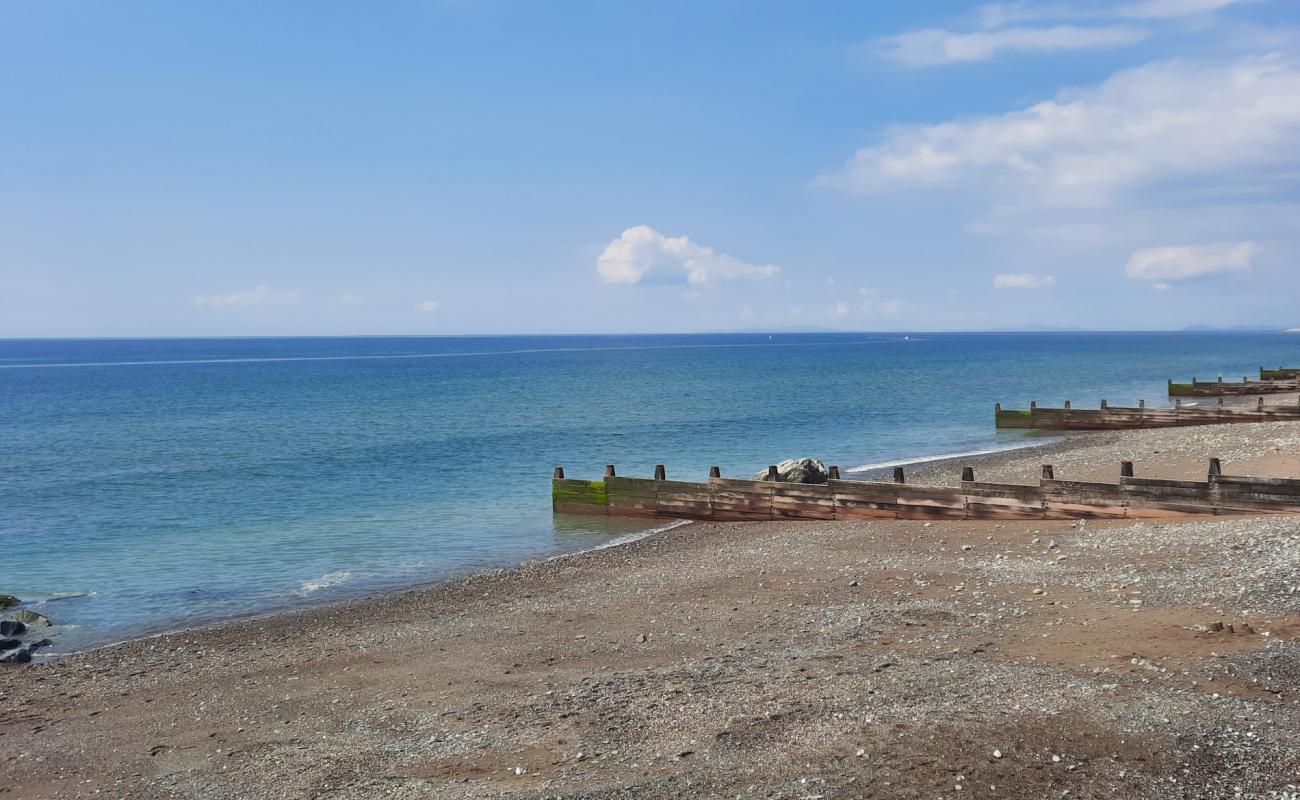 Tywyn beach'in fotoğrafı gri kum ve çakıllar yüzey ile