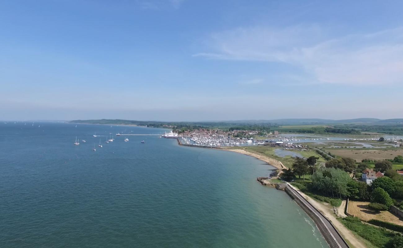 Norton Beach'in fotoğrafı parlak kum yüzey ile