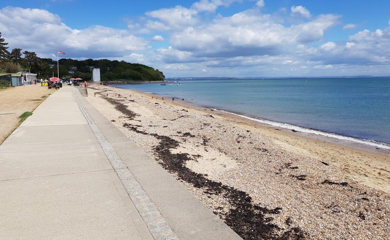 St. Helens Duver Beach'in fotoğrafı çakıl ile kum yüzey ile