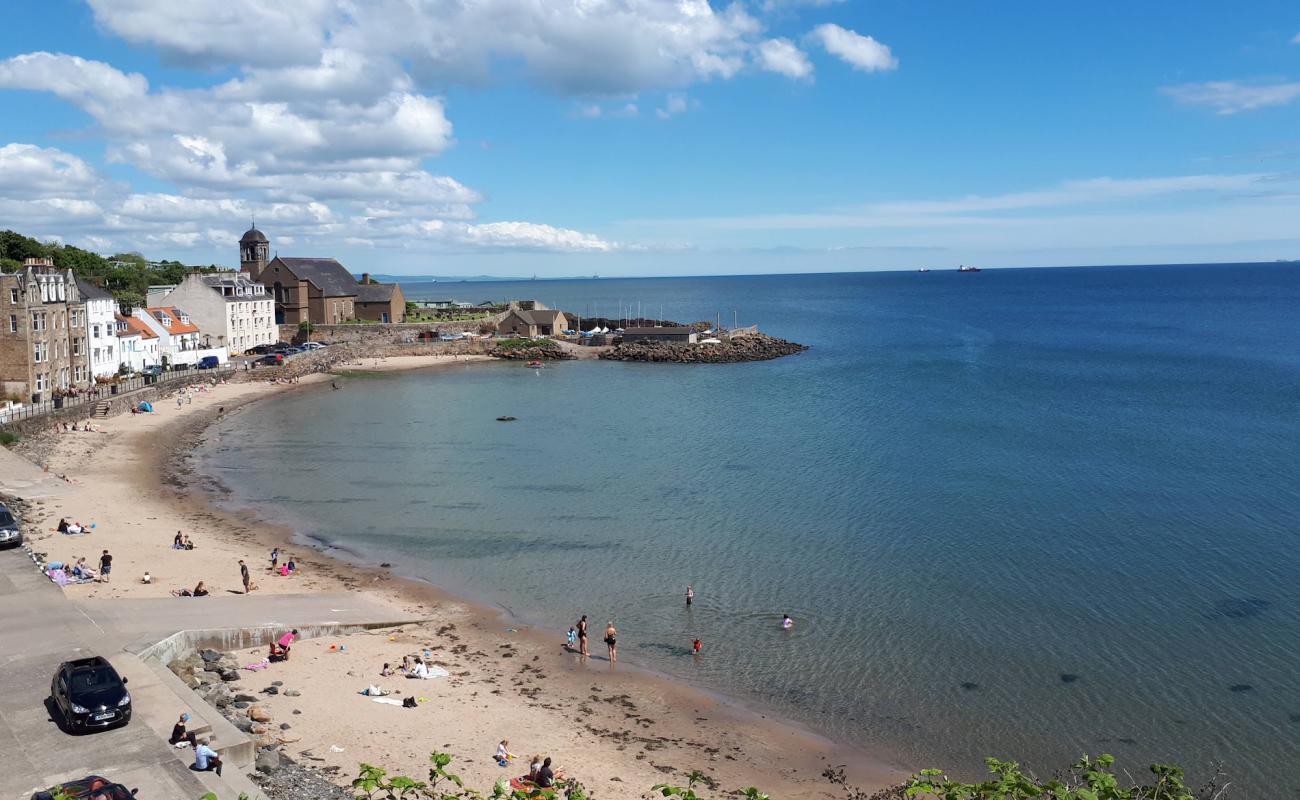 Kinghorn Beach'in fotoğrafı parlak kum yüzey ile