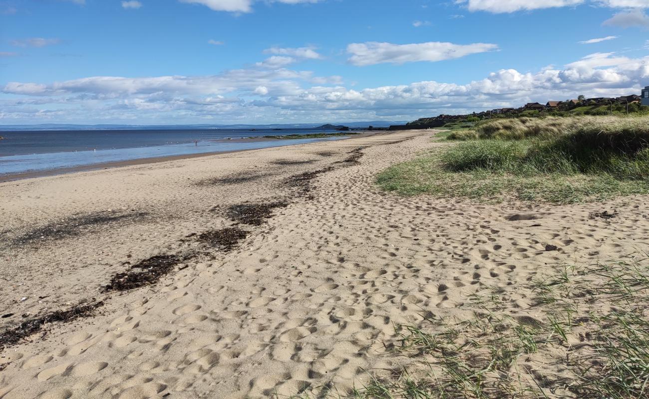 Seafield Beach'in fotoğrafı açık bej kum yüzey ile