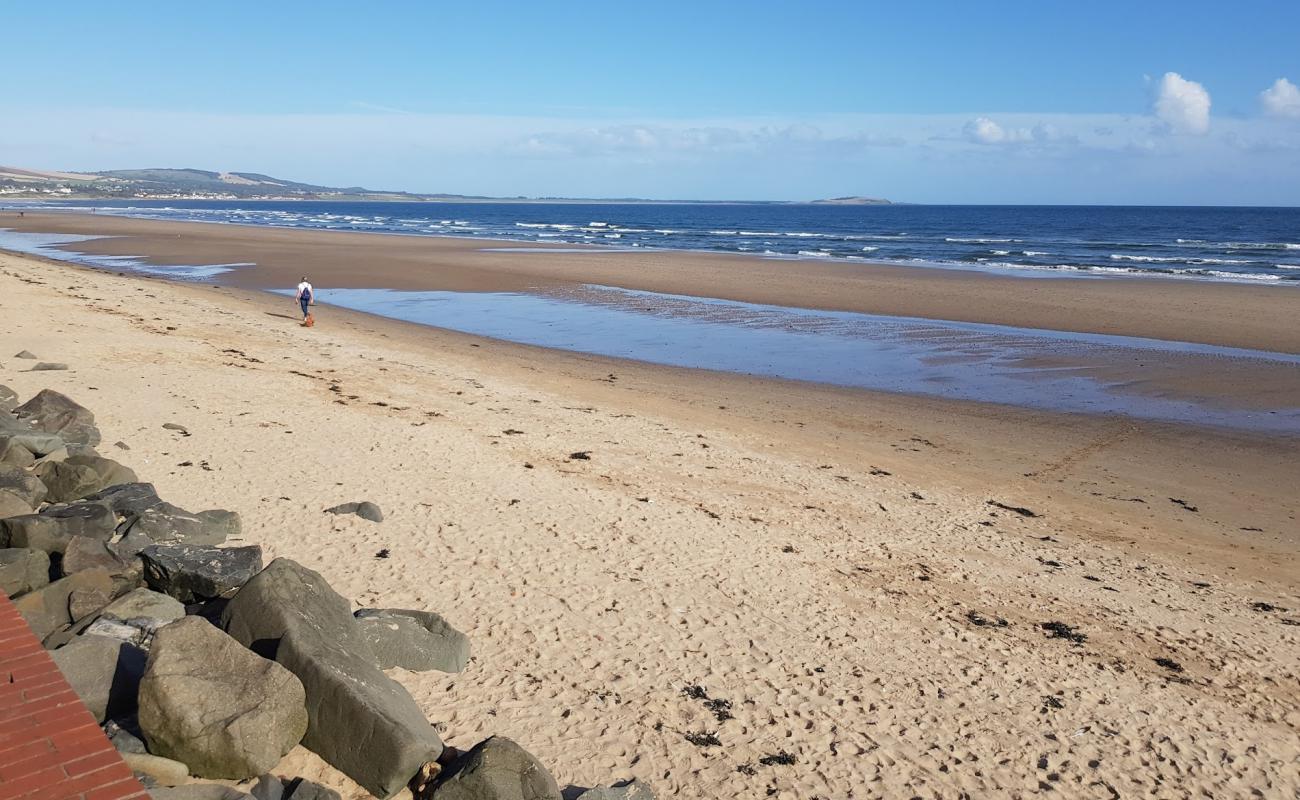 Leven Beach'in fotoğrafı parlak kum yüzey ile