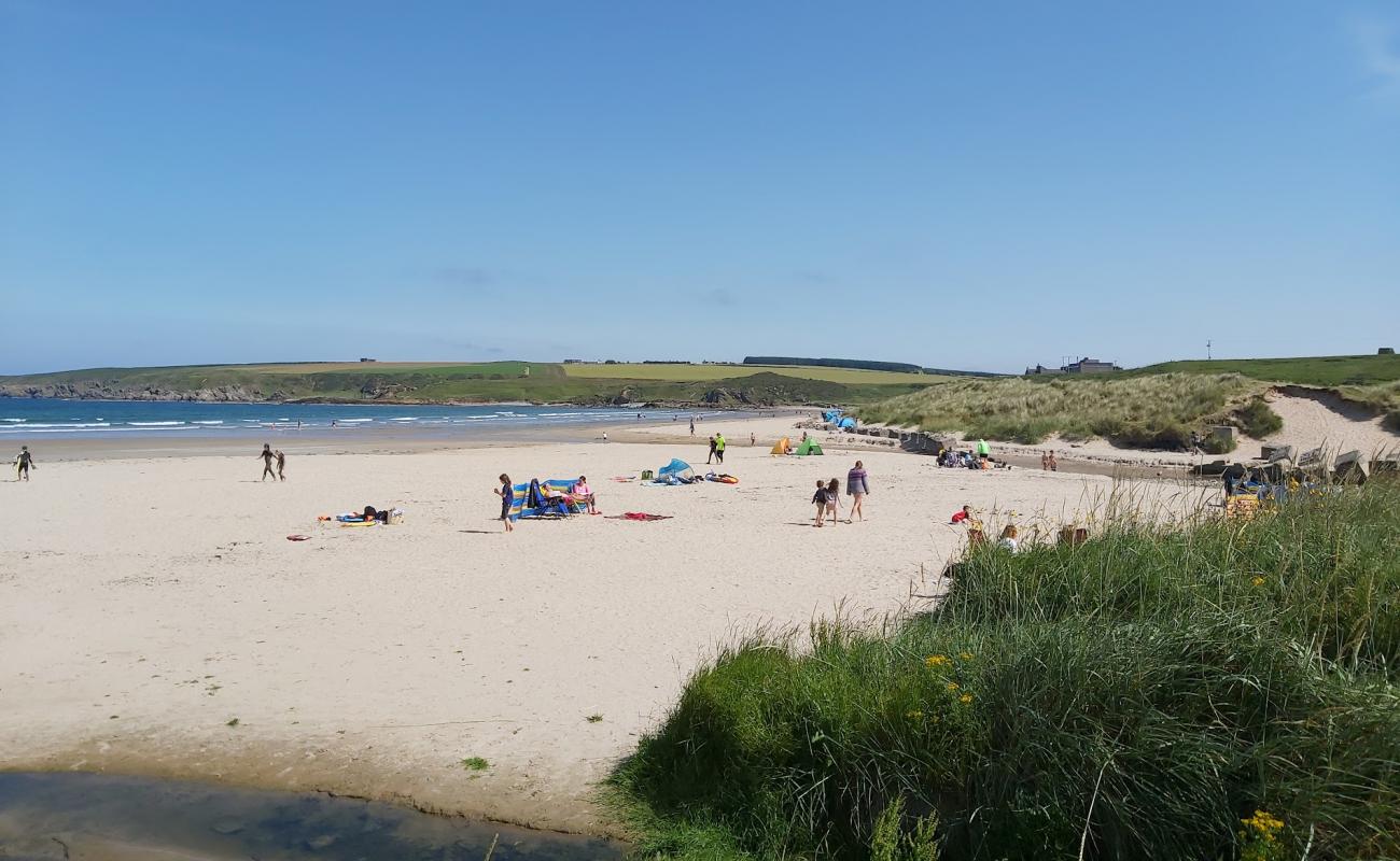 Sandend Beach'in fotoğrafı açık bej kum yüzey ile